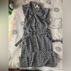 Women’s vintage style button up dress